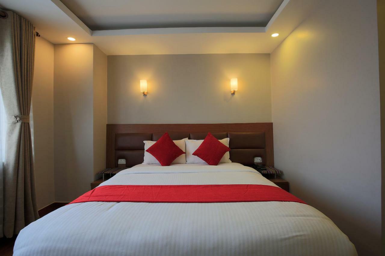 Oyo 453 Hotel Gurkha Heritage Kathmandu Exterior photo