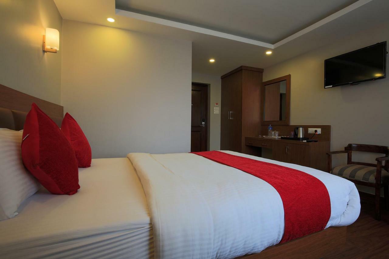Oyo 453 Hotel Gurkha Heritage Kathmandu Exterior photo
