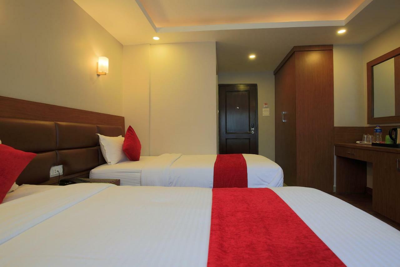 Oyo 453 Hotel Gurkha Heritage Kathmandu Exterior photo